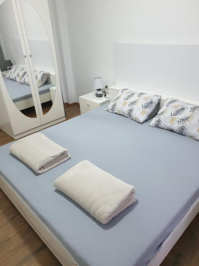 Mar Lux Appartement Kumanovo Buitenkant foto